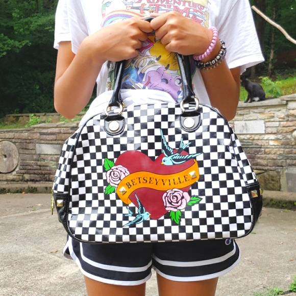 Vintage betsey johnson purse Clearance